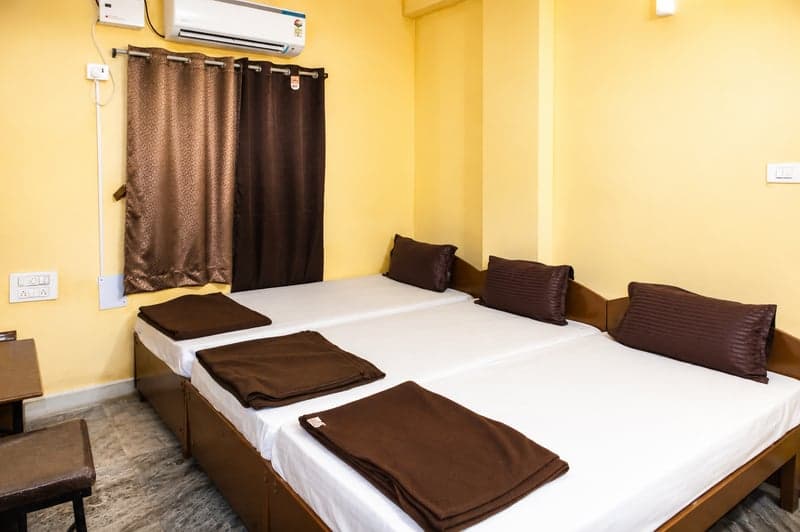 Triple Bedroom at New Star Lodge